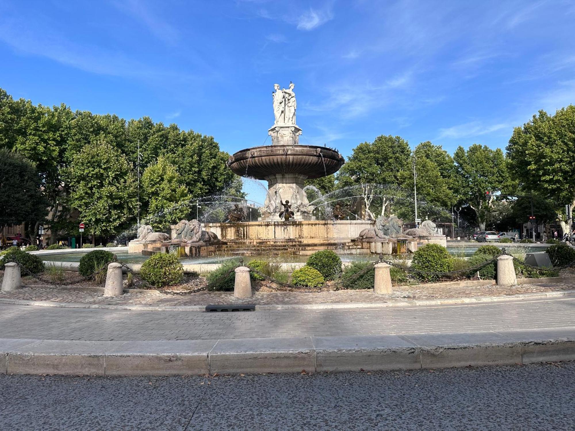 Joli Studio Le Clos D'Aix Avec Grande Terrasse Piscine Et Parking Gratuit آيكس أومبروفينس المظهر الخارجي الصورة
