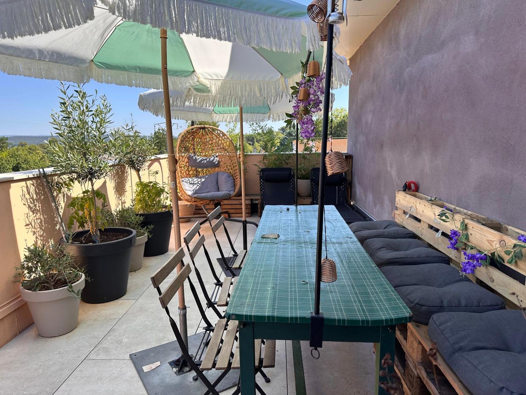Joli Studio Le Clos D'Aix Avec Grande Terrasse Piscine Et Parking Gratuit آيكس أومبروفينس المظهر الخارجي الصورة
